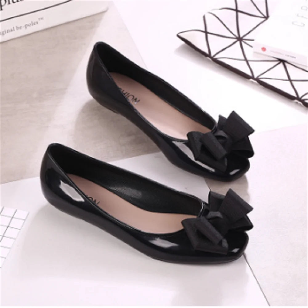 Bow Tie Round Toe Flats – Women’s Casual Comfort Shoes